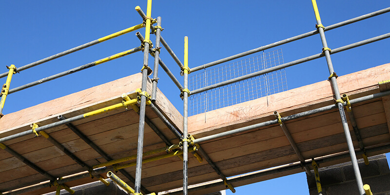 Scaffold for exterior maintance